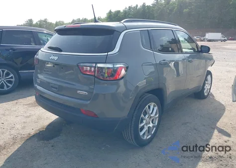 2023 Jeep Compass Latitude Lux Fwd z USA, uszkodzony, nr VIN 3C4NJDFN8PT531229